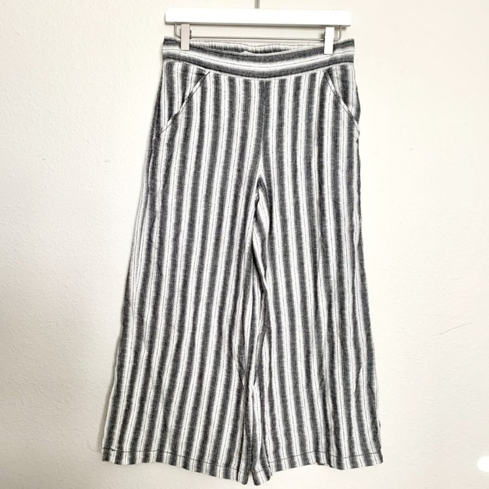 Max Studio Wide Leg Ankle Length Pants